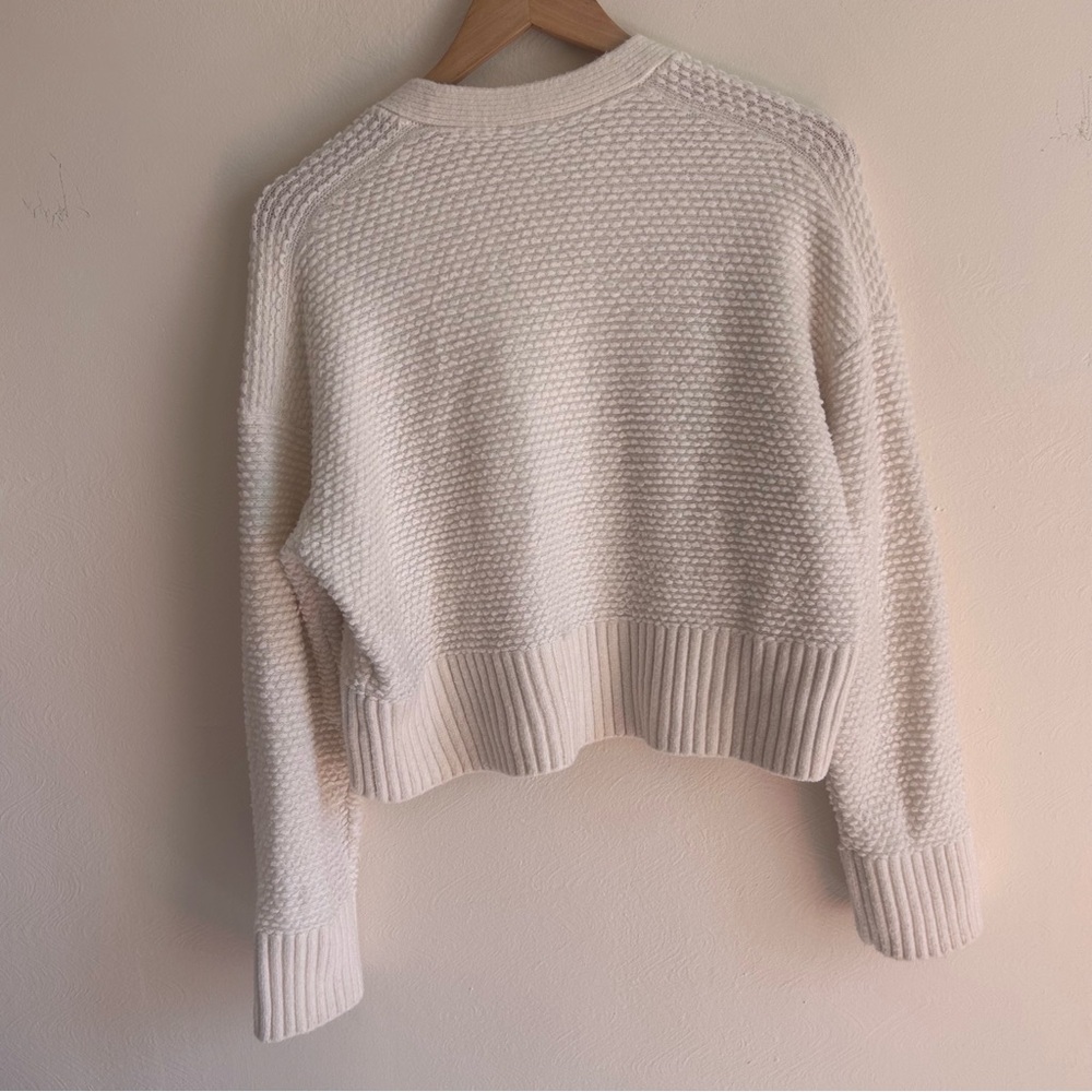 Abercrombie Soft Chunky Knit Cropped Cardigan, Cream, Cozy, XS - Picture 3 of 10